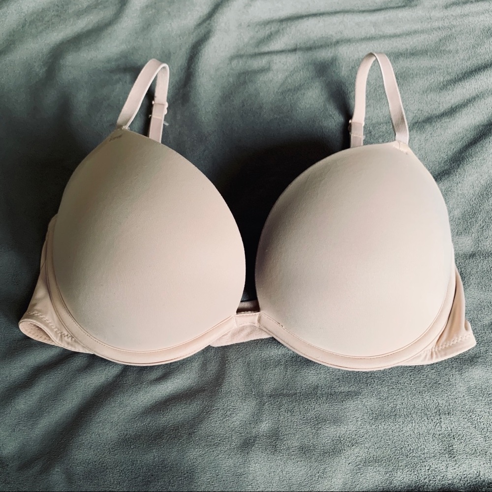 Victoria’s Secret PINK 32D push up bra